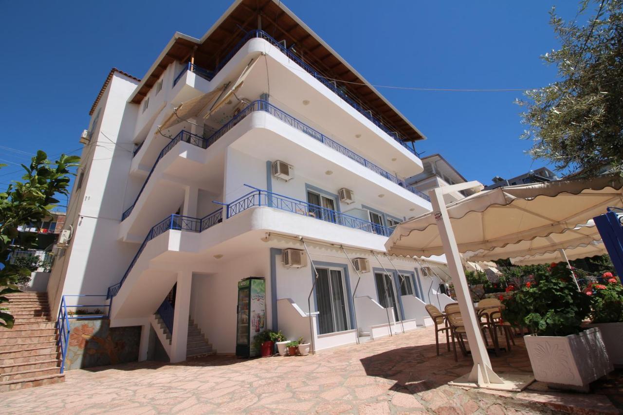 Murati Suites Sarandë Exterior foto